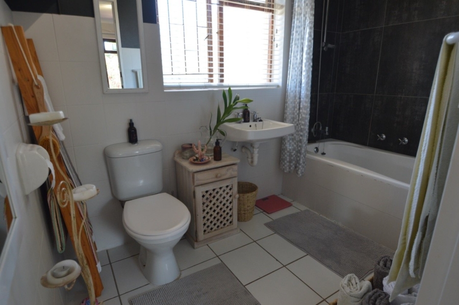 To Let 3 Bedroom Property for Rent in Seaside Longships Western Cape